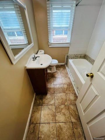 3260 Pasadena Street, Detroit, MI 48238