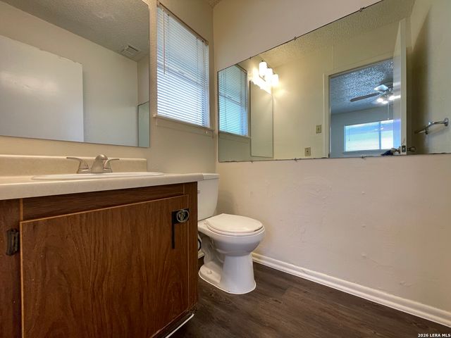 7454 LANCEWOOD DR, San Antonio, TX 78227