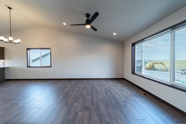 549 DENALI DR, Box Elder, SD 57719