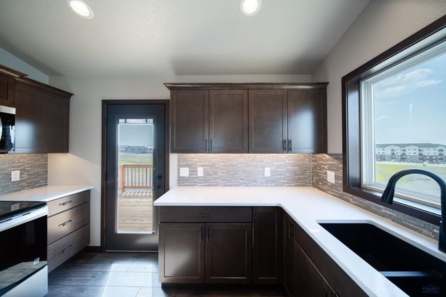 549 DENALI DR, Box Elder, SD 57719