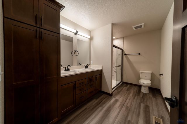 549 DENALI DR, Box Elder, SD 57719