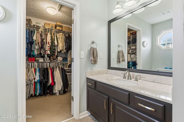 5403 Skeffington Way, Louisville, KY 40241