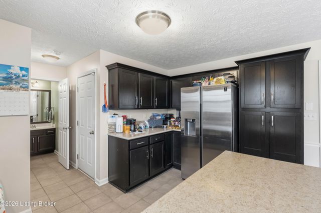 5403 Skeffington Way, Louisville, KY 40241