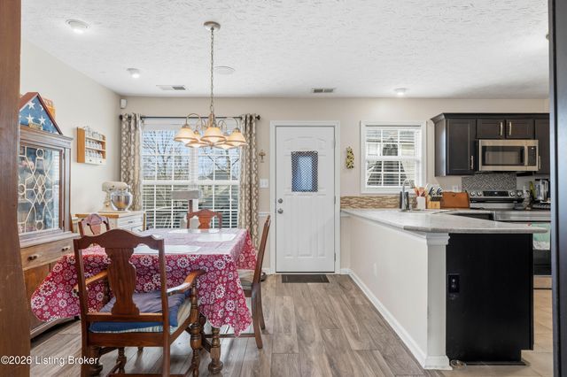 5403 Skeffington Way, Louisville, KY 40241