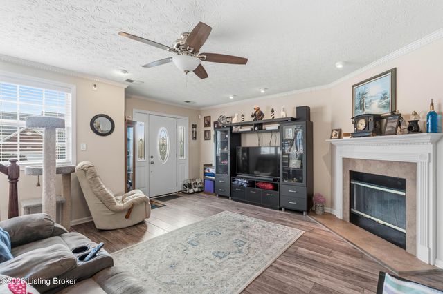 5403 Skeffington Way, Louisville, KY 40241