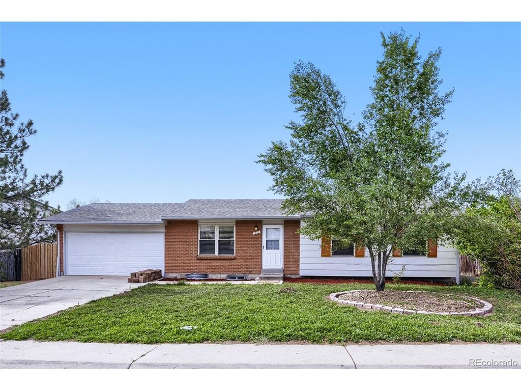 1852 E 99th Ave, Thornton, CO 80229
