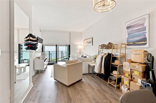 501 NE 31st St 3504, Miami, FL 33137