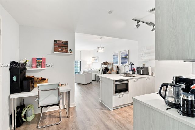 501 NE 31st St 3504, Miami, FL 33137