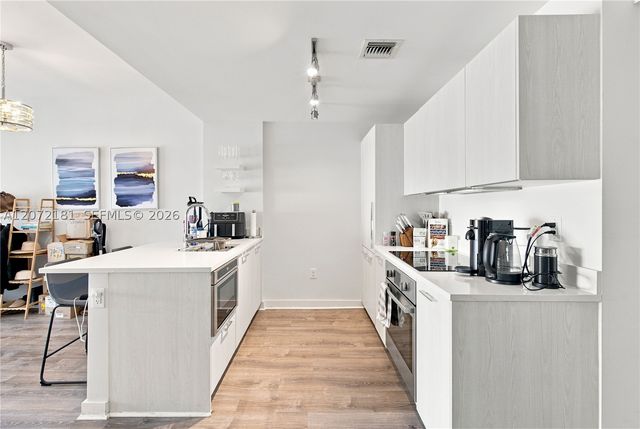 501 NE 31st St 3504, Miami, FL 33137