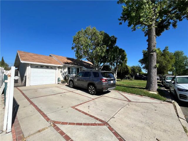9606 Lev Avenue, Arleta, CA 91331
