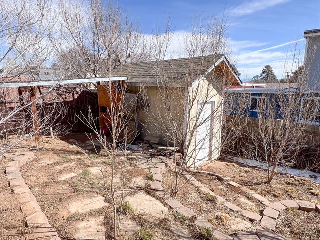 2262 38th A, Los Alamos, NM 87544