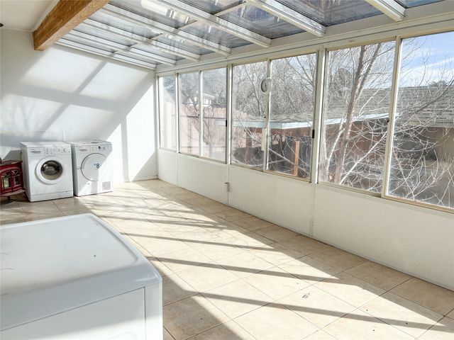 2262 38th A, Los Alamos, NM 87544