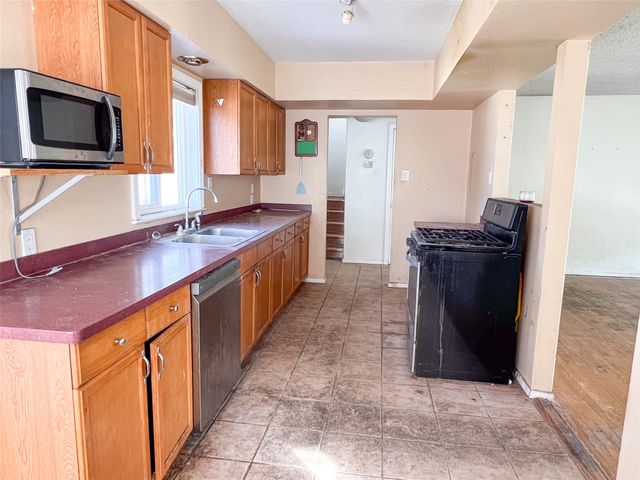 2262 38th A, Los Alamos, NM 87544