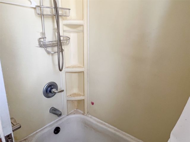 2262 38th A, Los Alamos, NM 87544