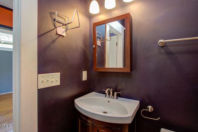 1007 W South Street, Raleigh, NC 27603