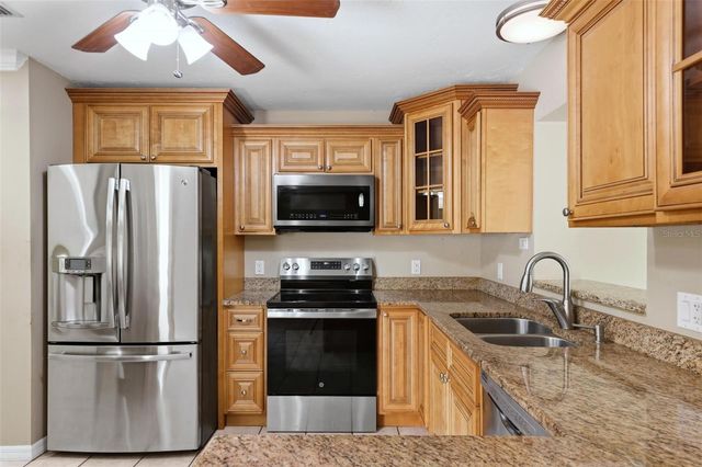 3413 51ST AVENUE CIRCLE W 205, Bradenton, FL 34210