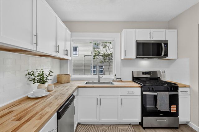 1654 Horton Avenue SE, Grand Rapids, MI 49507