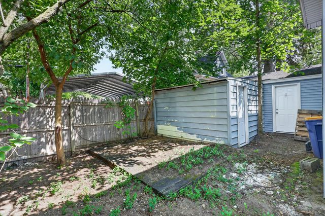 1654 Horton Avenue SE, Grand Rapids, MI 49507