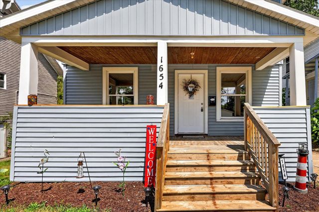 1654 Horton Avenue SE, Grand Rapids, MI 49507