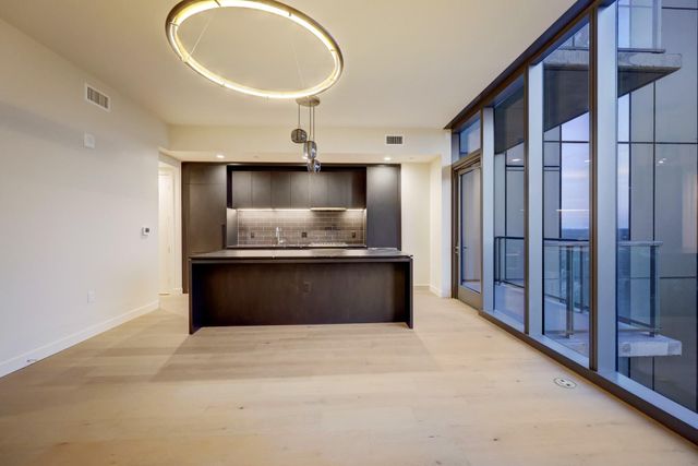 44 East Ave 2511, Austin, TX 78701