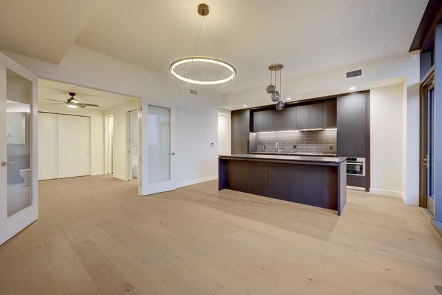 44 East Ave 2511, Austin, TX 78701