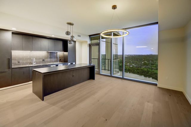 44 East Ave 2511, Austin, TX 78701