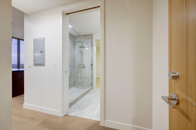 44 East Ave 2511, Austin, TX 78701