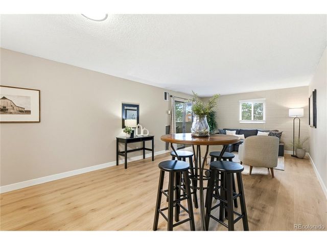 2880 S Locust St 200S, Denver, CO 80222