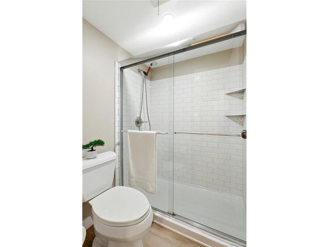 2880 S Locust St 200S, Denver, CO 80222