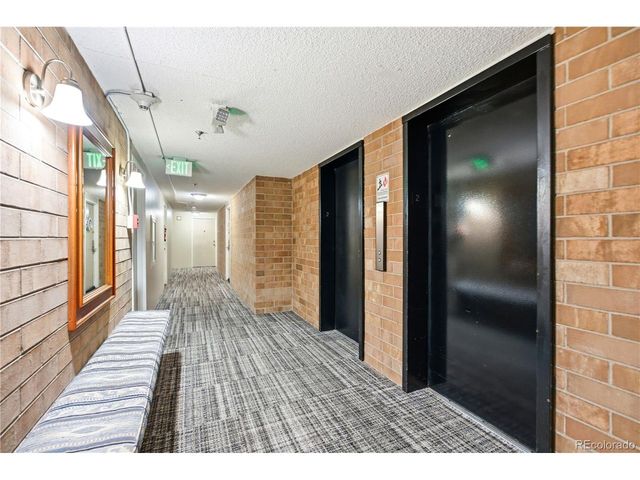 2880 S Locust St 200S, Denver, CO 80222