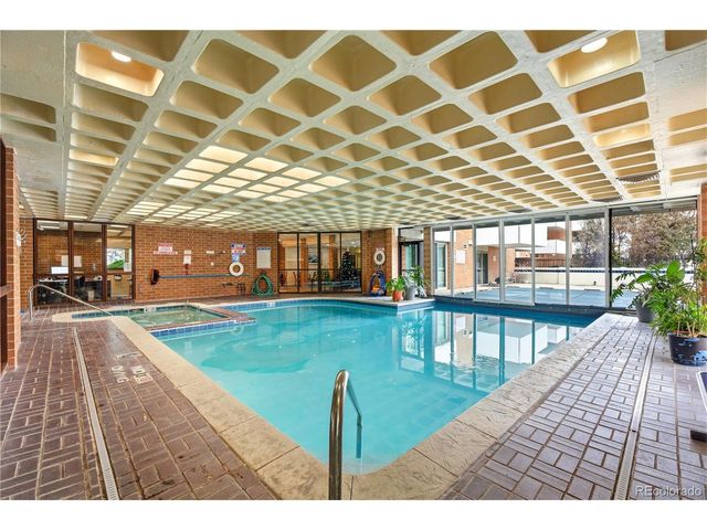 2880 S Locust St 200S, Denver, CO 80222