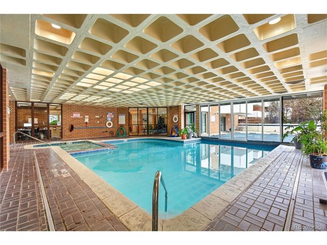 2880 S Locust St 200S, Denver, CO 80222