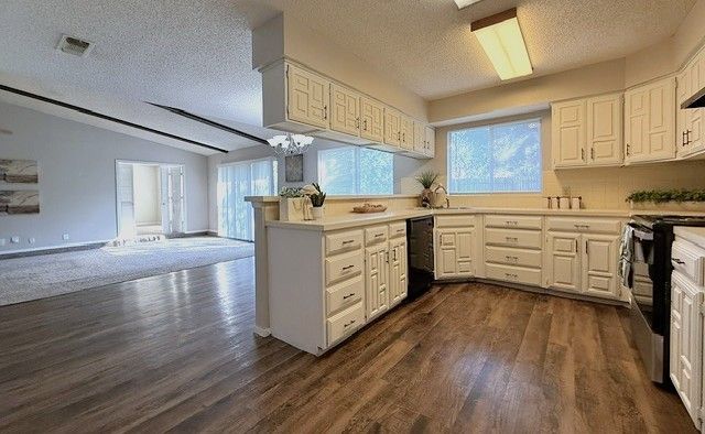6912 Westglen Drive, Fort Worth, TX 76133