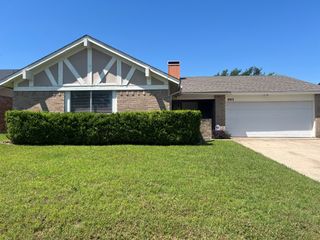 6912 Westglen Drive, Fort Worth, TX 76133