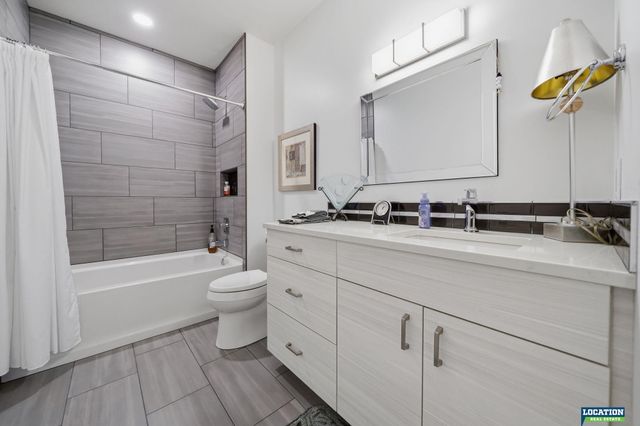 8556 Birkett Drive, Lincoln, NE 68526