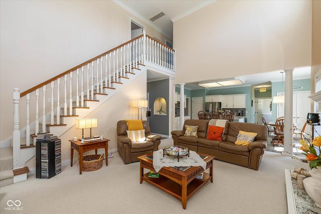 3973 Brockton Manor S Drive, Greenwood, IN 46143