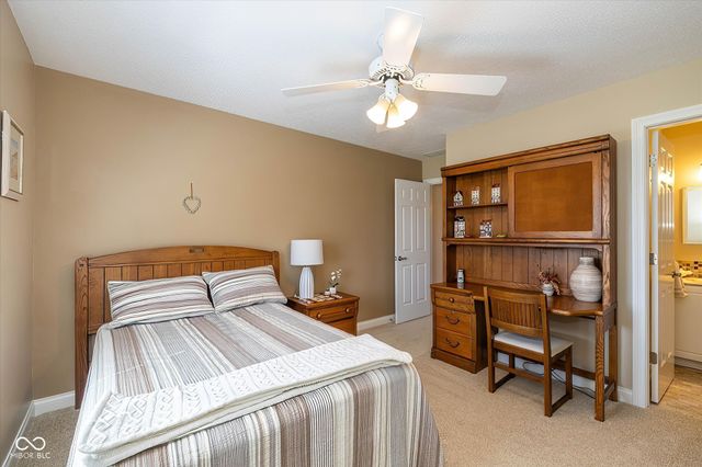 3973 Brockton Manor S Drive, Greenwood, IN 46143