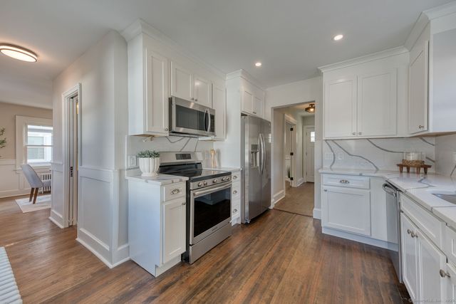 24 Troy Street, West Hartford, CT 06119