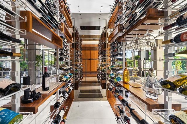 790 Lake Rd, Miami, FL 33137