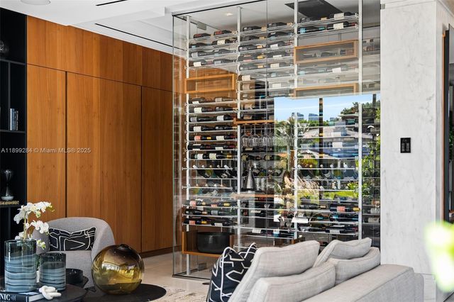 790 Lake Rd, Miami, FL 33137