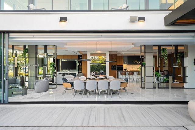 790 Lake Rd, Miami, FL 33137