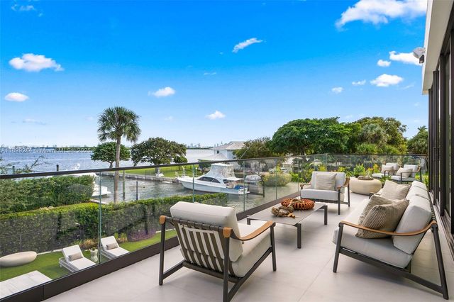 790 Lake Rd, Miami, FL 33137