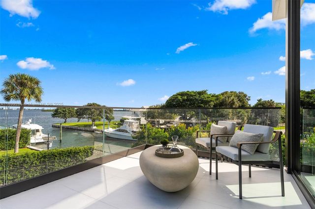 790 Lake Rd, Miami, FL 33137