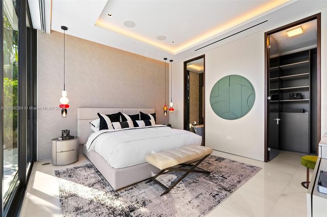 790 Lake Rd, Miami, FL 33137