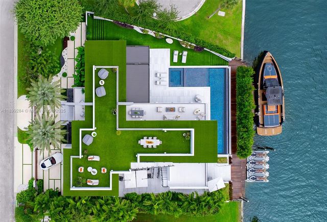 790 Lake Rd, Miami, FL 33137