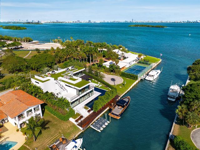 790 Lake Rd, Miami, FL 33137