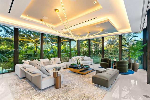 790 Lake Rd, Miami, FL 33137