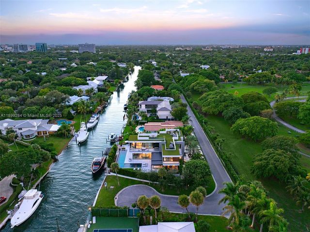 790 Lake Rd, Miami, FL 33137