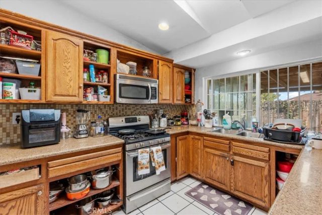 12821 Alona Street, Moreno Valley, CA 92553