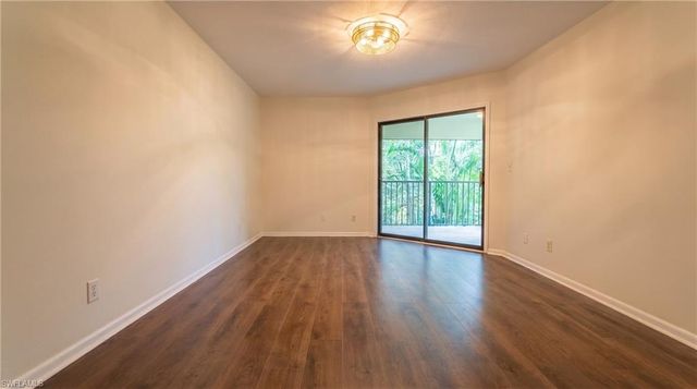 1826 Kings Lake BLVD 203, Naples, FL 34112